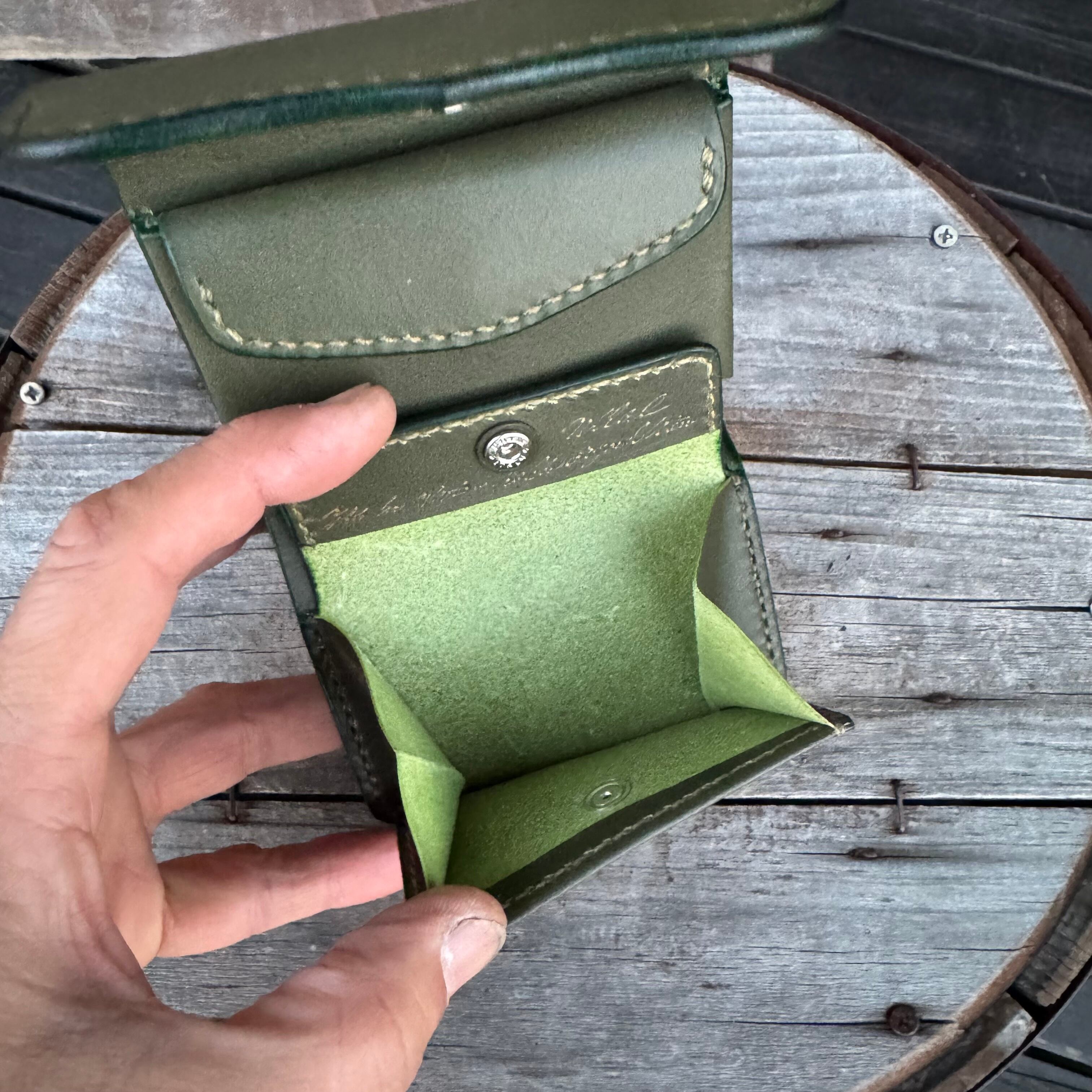WHOLオリジナル 三つ折りミニウォレット ハンドメイド 財布 本革 牛革
