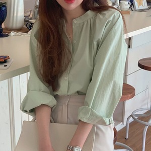 トップス レディース 送料無料 シャツ ブラウス 立ち襟 スタンドカラー 前開き 長袖 ゆったり ゆる 大きめ ビッグシルエット オーバーシルエット オーバーサイズ ワイド 体型カバー ミントグリーン ピンク 若草色 緑 無地 単色 大人可愛い 大人女子 きれいめ シンプル カジュアル ラフ 楽ちん お洒落 おしゃれ 上品 こなれ感 抜け感 メンズライク ボーイッシュ 10代 20代 30代 普段使い 着回し 重ね着 おでかけ 学生 通学 休日 デート 韓国系 オルチャン ファッション デイリー 女子会