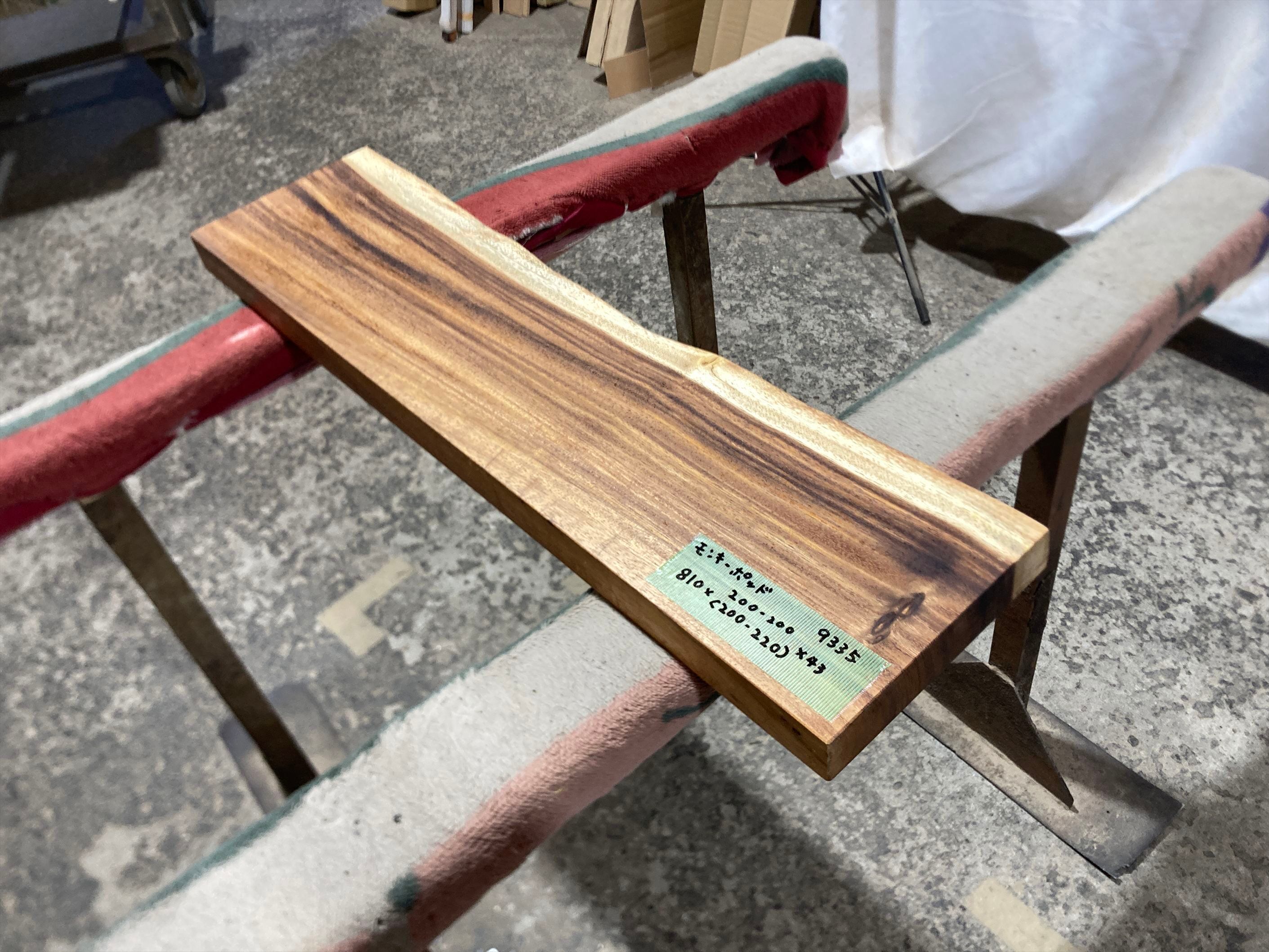 花台 | 銘木無垢材一枚板の来宝綜合銘木工業株式会社オンラインストア