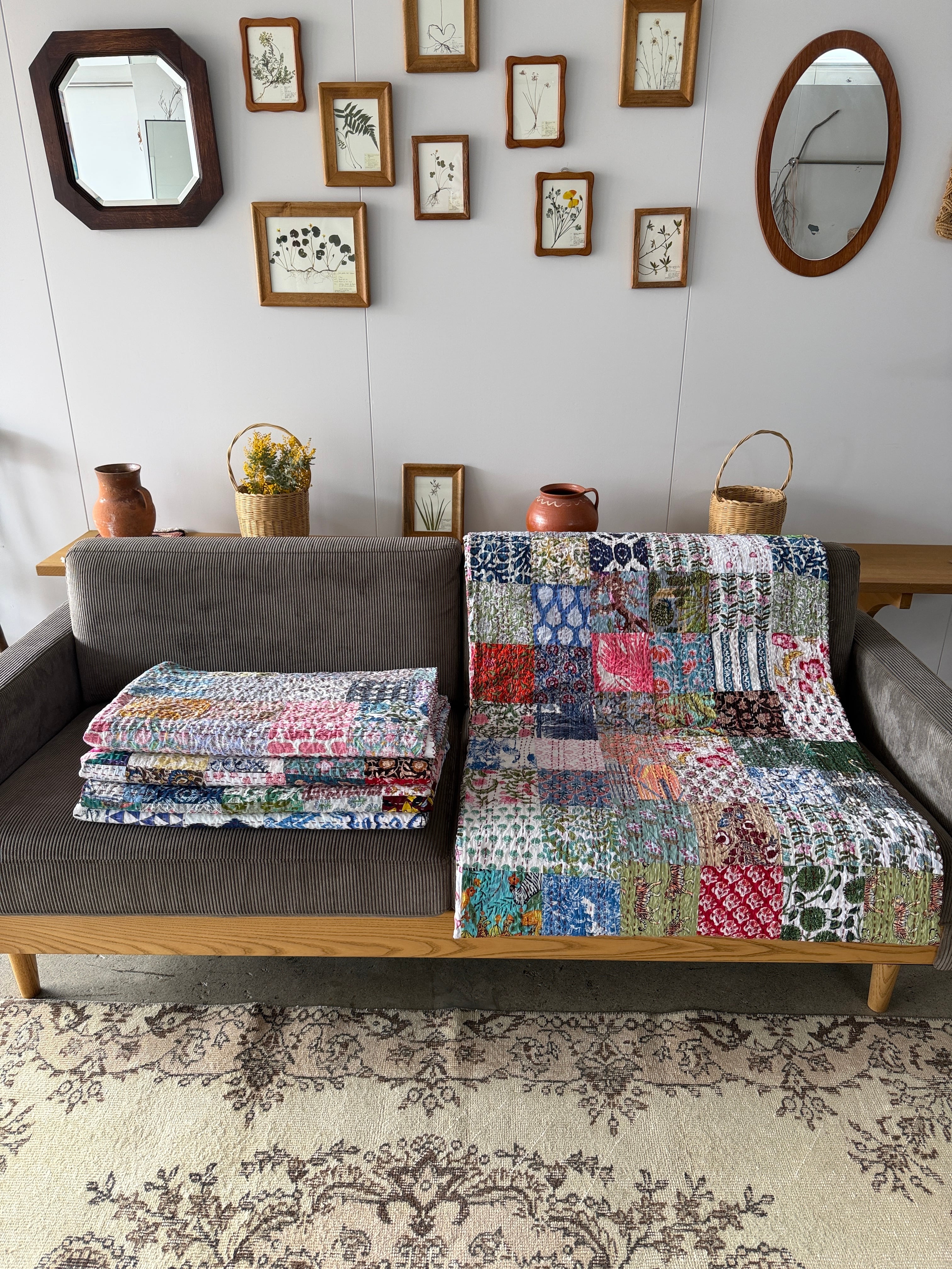 【送料込み】インド パッチワーク キルト マルチカラー IND26