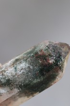 ヒマラヤクォーツwithグリーンクローライト 「自然の記憶」 Himalaya Quartz with Green  Chlorite ◇ 天然石・鉱物・パワーストーン・原石 | st00359