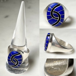 AMY WESLEY silver ring set with lapis lazuli " humming bird "