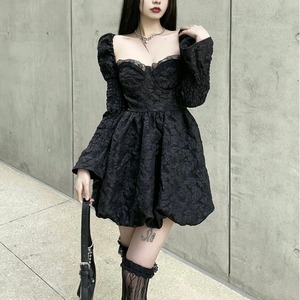 【予約】Gothic Black Square Neck Balloon one-piece dress