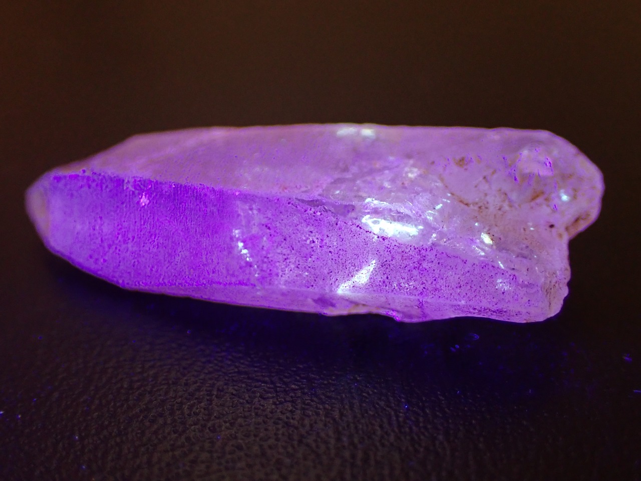 オイルインクォーツ原石 　22.4ct　[C13‐394]