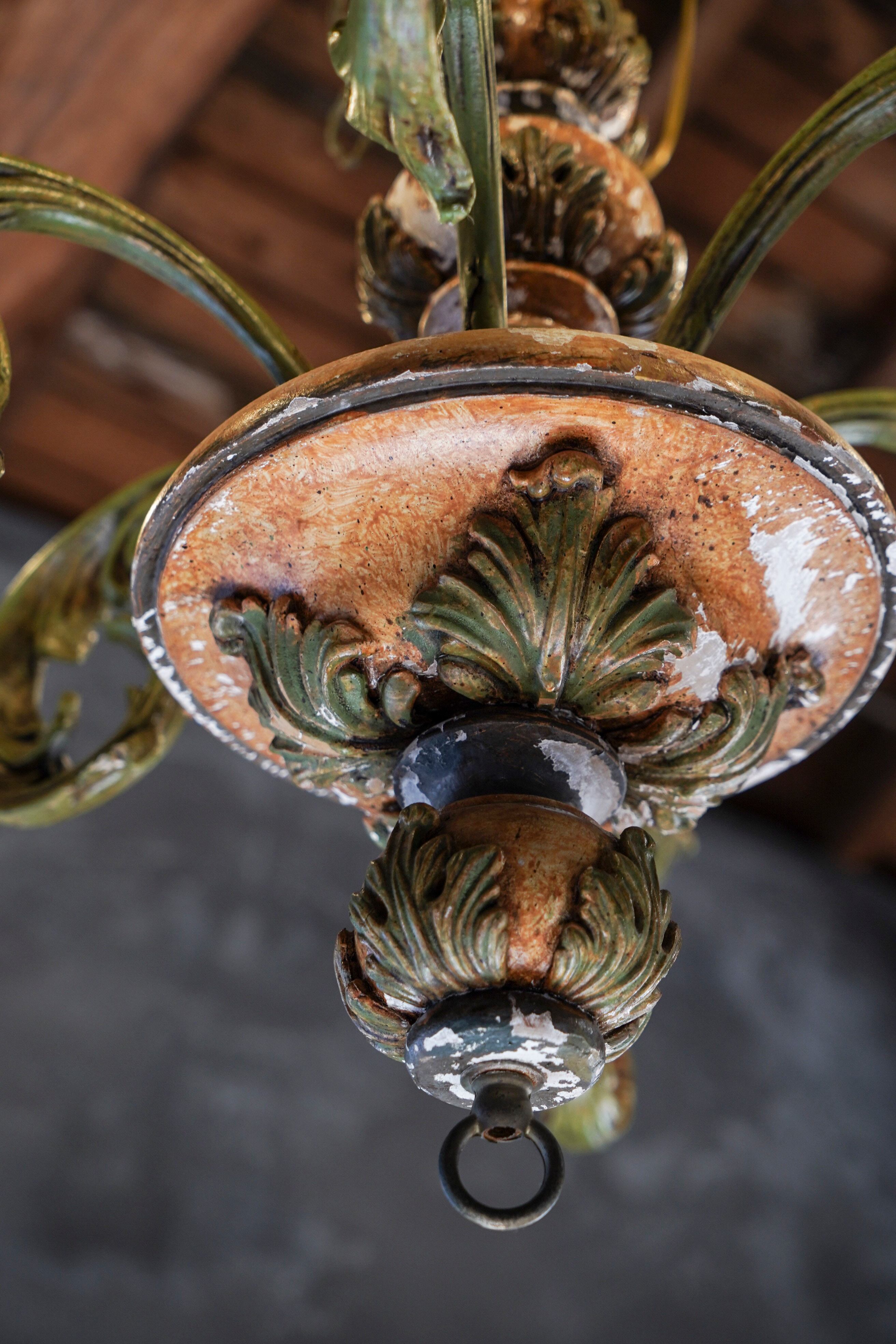 シャンデリア/6灯アンティークシャンデリア/木製シャンデリア