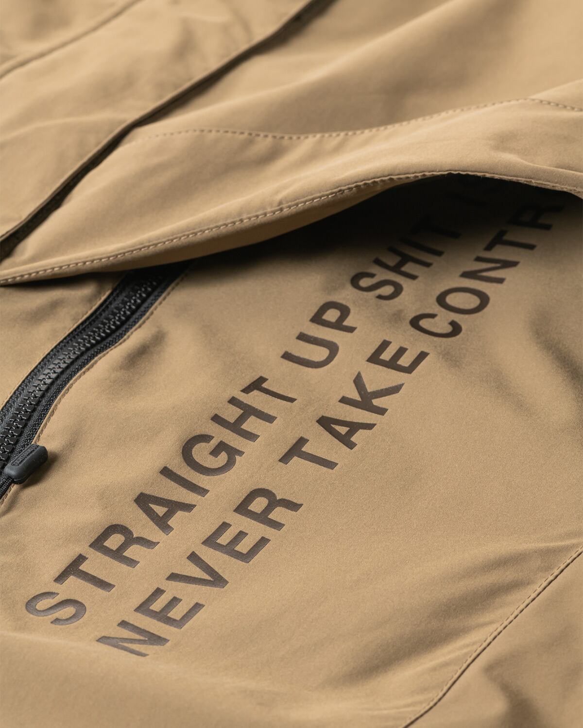 TIGHTBOOTH / HOODED TACTICAL JACKET / KHAKI | LATITUDE