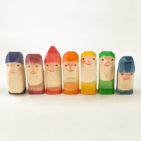オストハイマー 白雪姫と7人の小人セット | 国立 木のおもちゃ