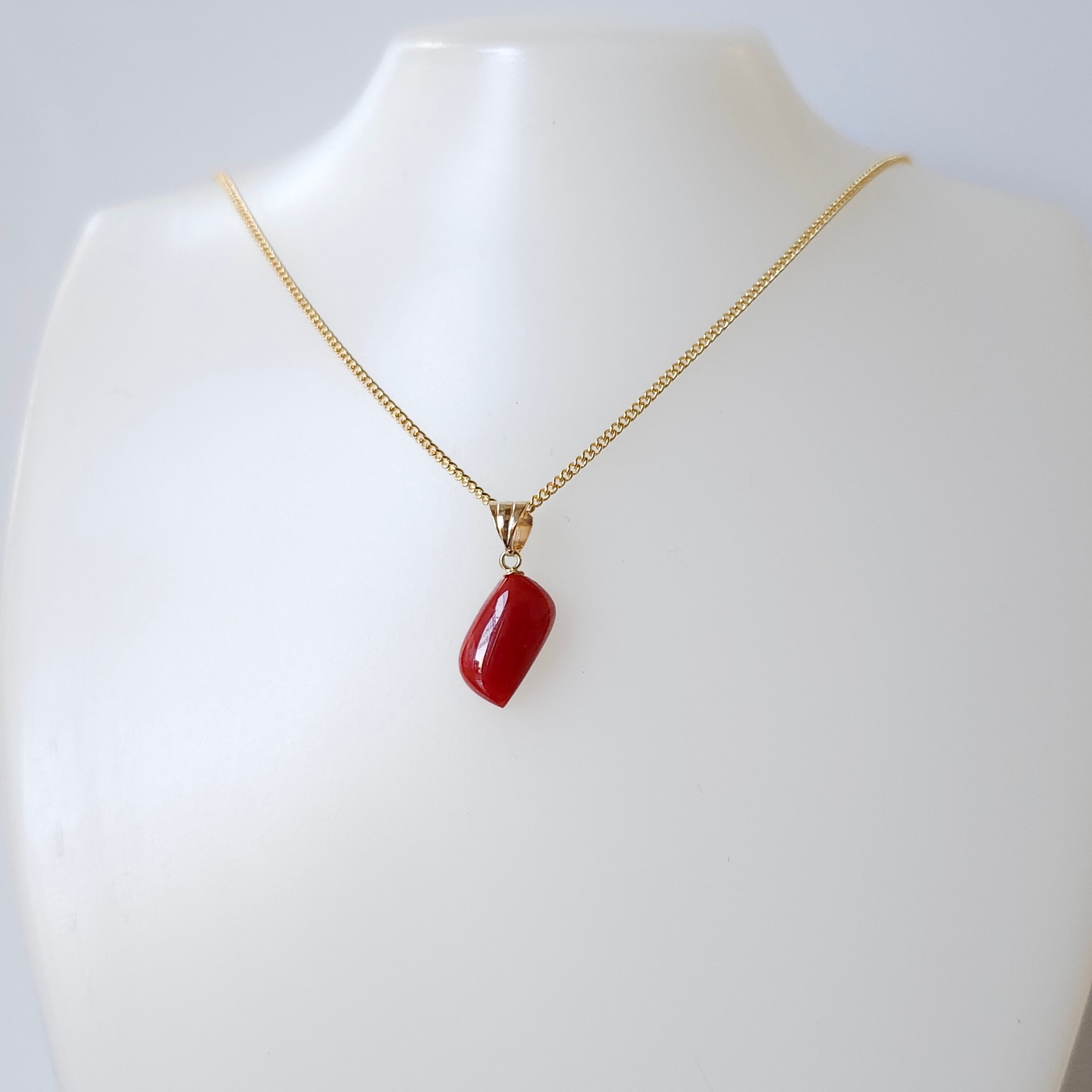 血赤珊瑚ペンダントトップ K18 【商品紹介動画が商品説明からご覧に