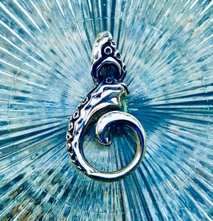 AVT-39 Octopoda legg ペンダント