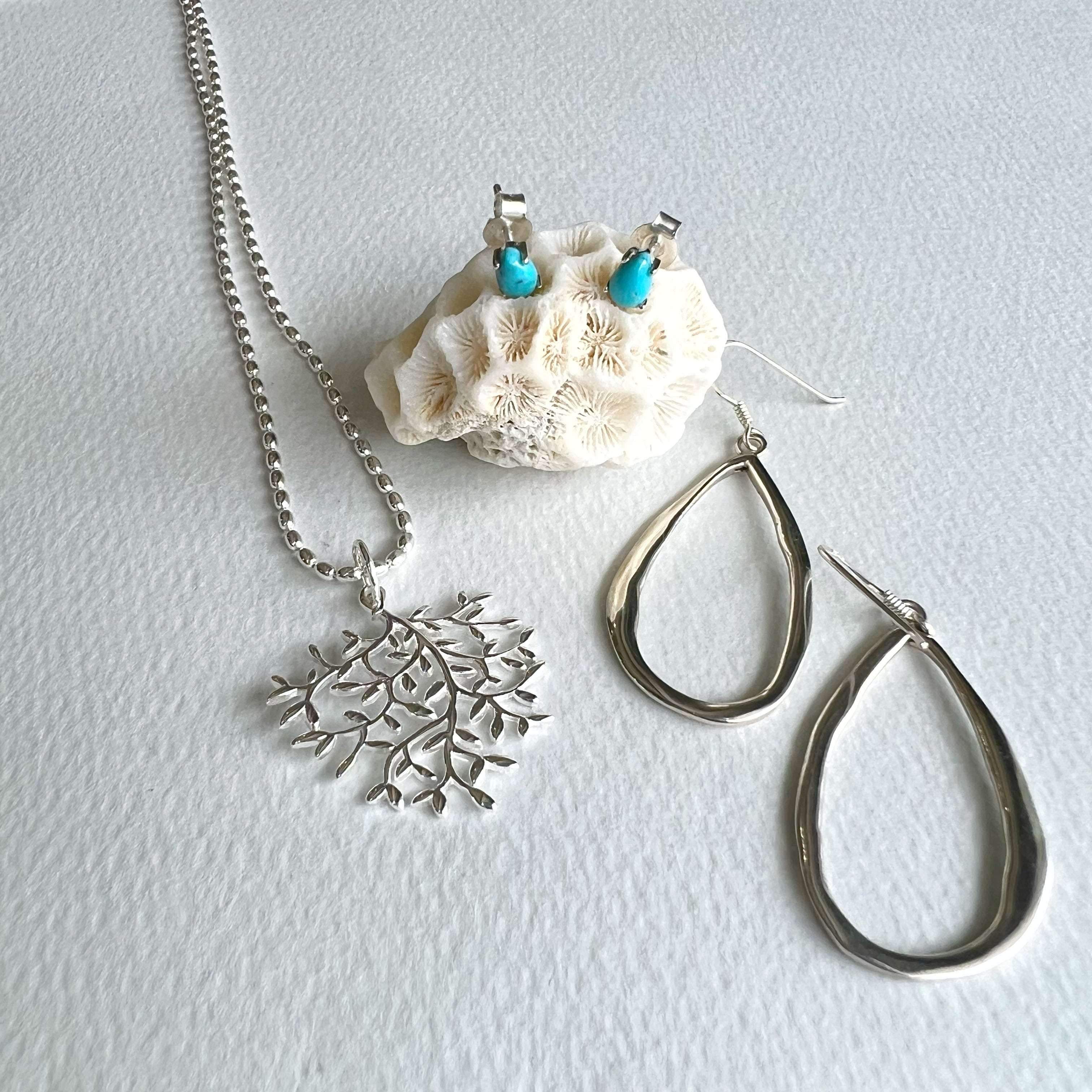 アリゾナ ターコイズ ドロップ 爪 スタッド ピアス 小さめピアス Small