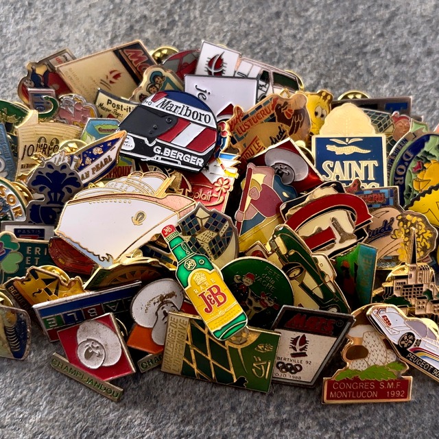 50個  フランス雑貨 ヴィンテージ  ピンバッジ ピンズ France pins  Pin badge vintage 古着 通販 リメイク ブローチ  アタッチメント付属 雑貨 2606004-2605027-5
