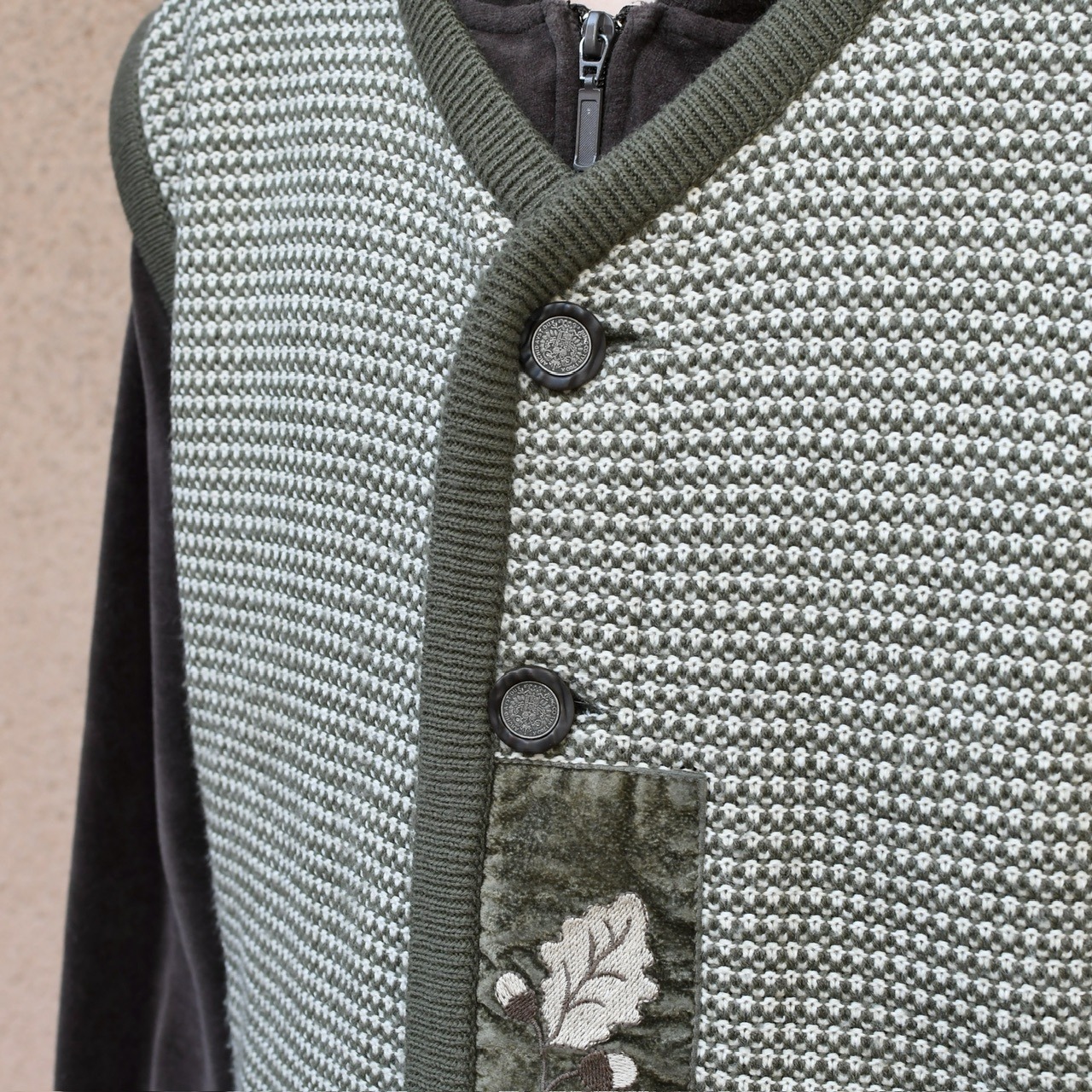 embroidery design tyrolean knit vest