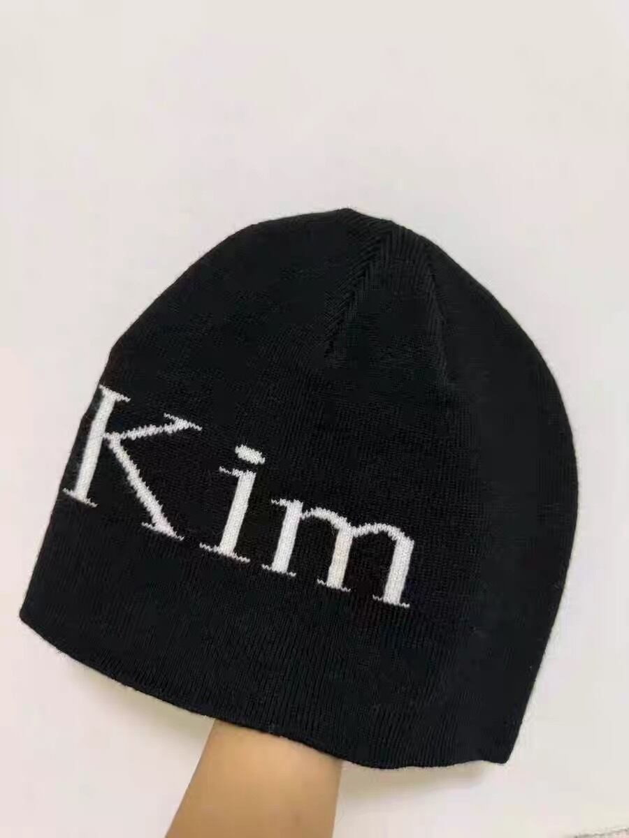 Matin Kim】 LOGO JACQUARD SHORT BEANIE | in the mist