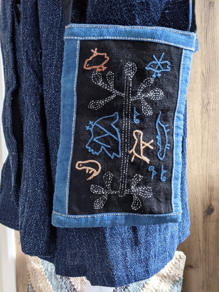 ラオス レンテン族の藍染め手刺繍ポシェット 大 | sora to tori