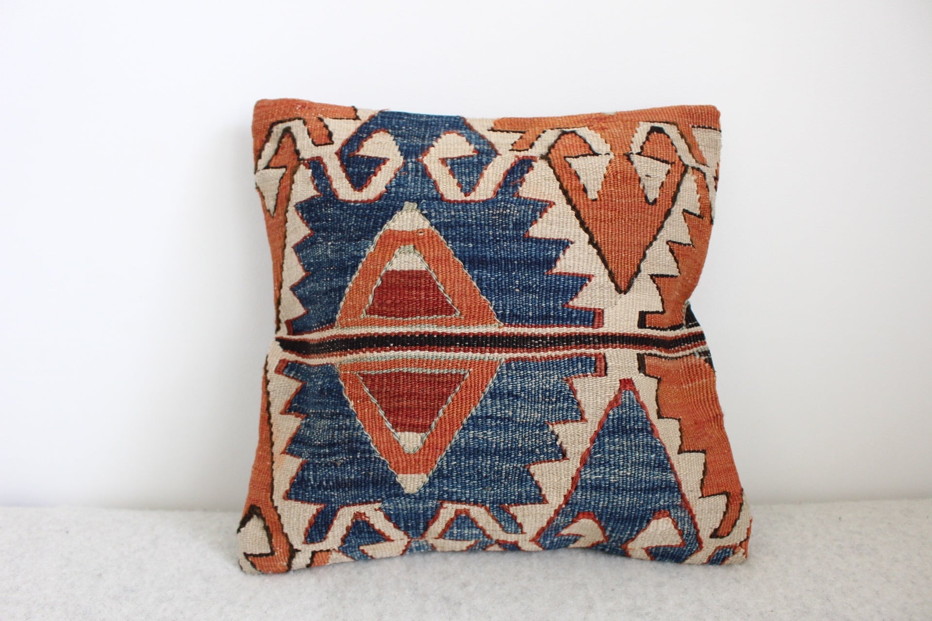 クッションカバー　キリム　オールドキリム 藍色がすてきなオールドキリムのクッションカバー33cm | キリム923