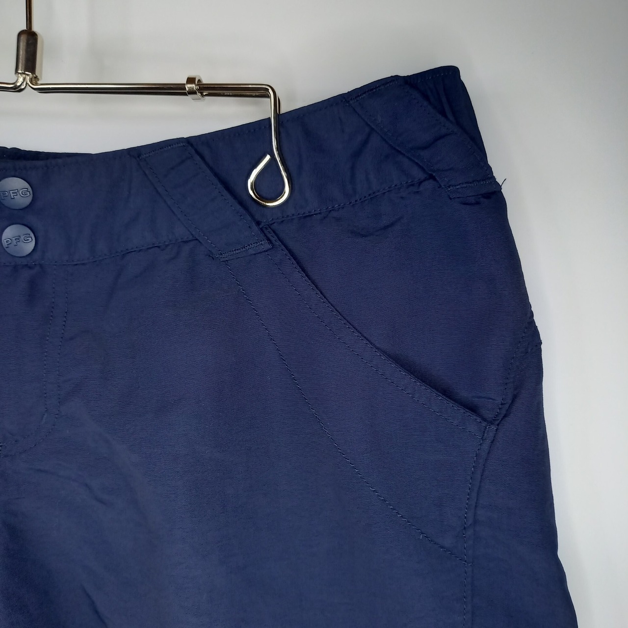 コロンビア　PFG　ナイロンショーツ　水陸両用　フィッシング　刺繍ロゴ　紺　M