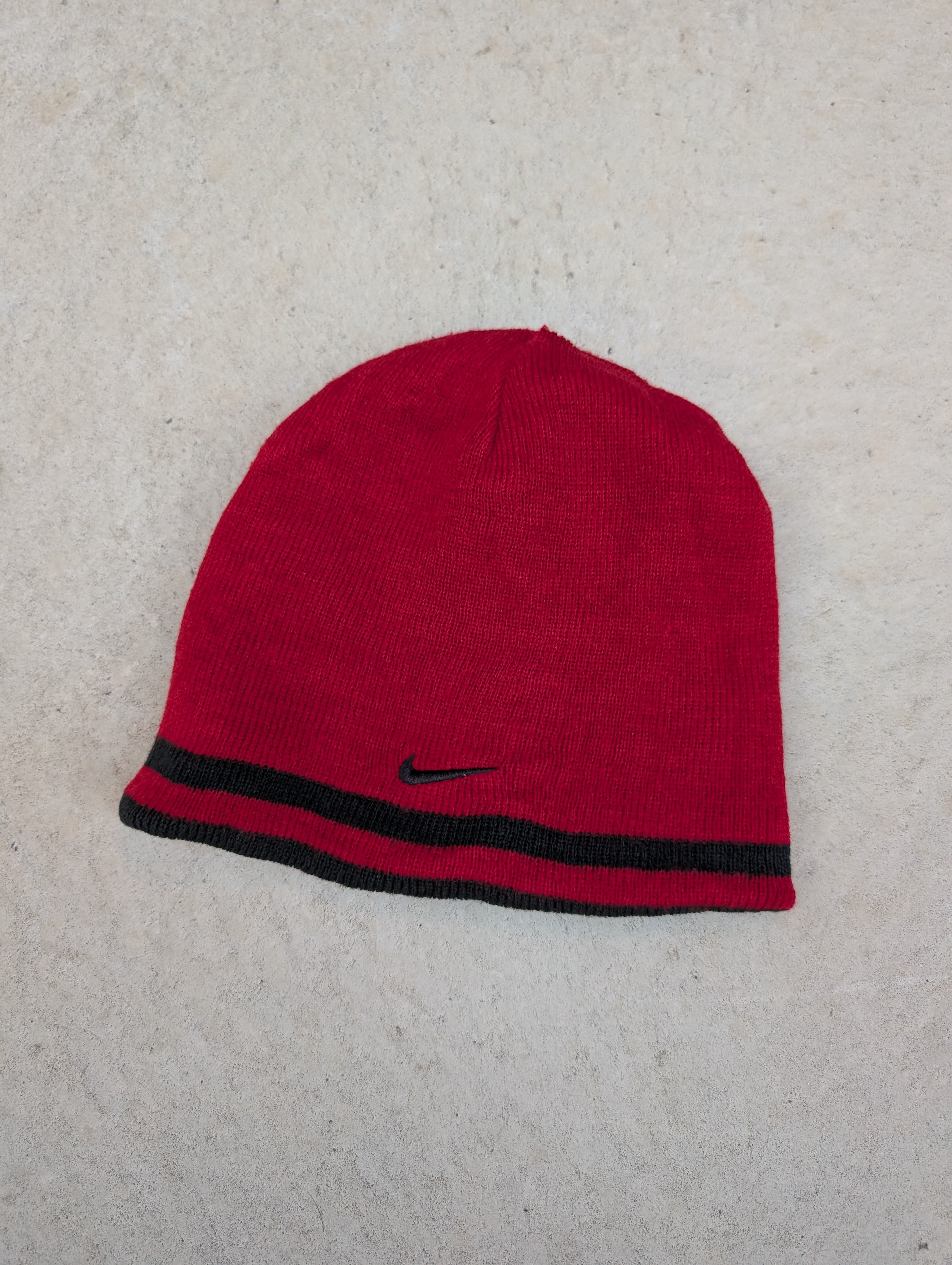 "NIKE" reversible beanie