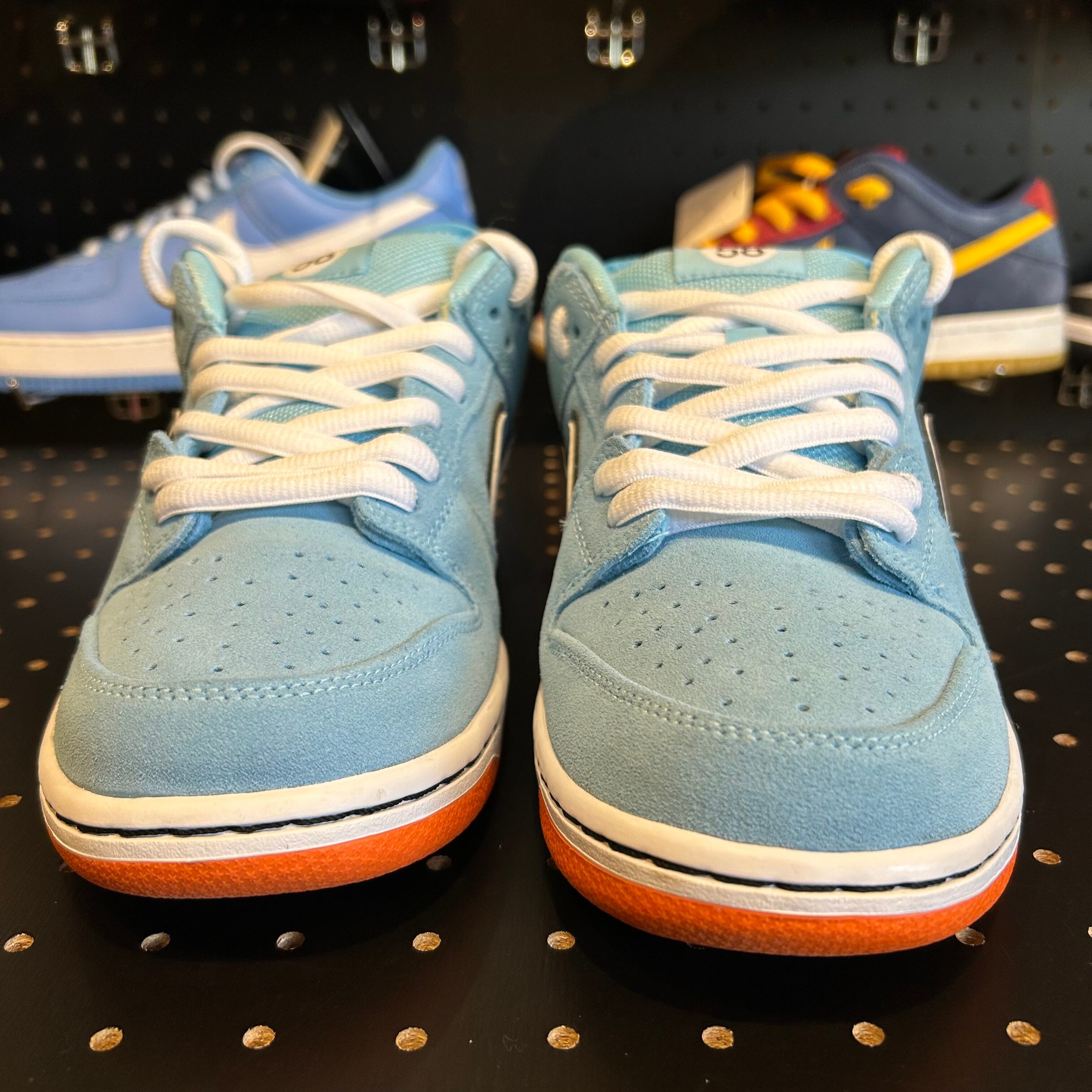 Nike SB Dunk Low Nike SB Dunk Low