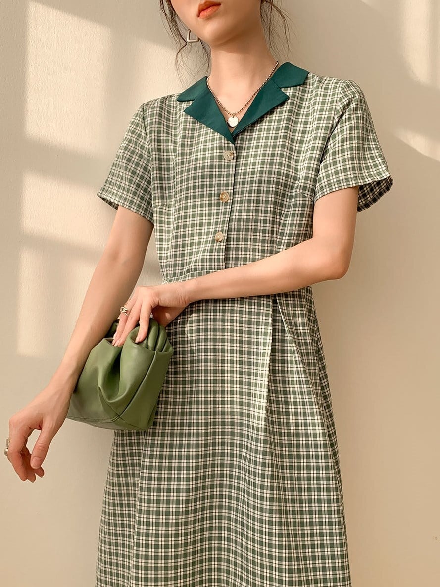 the green collar check pattern dress