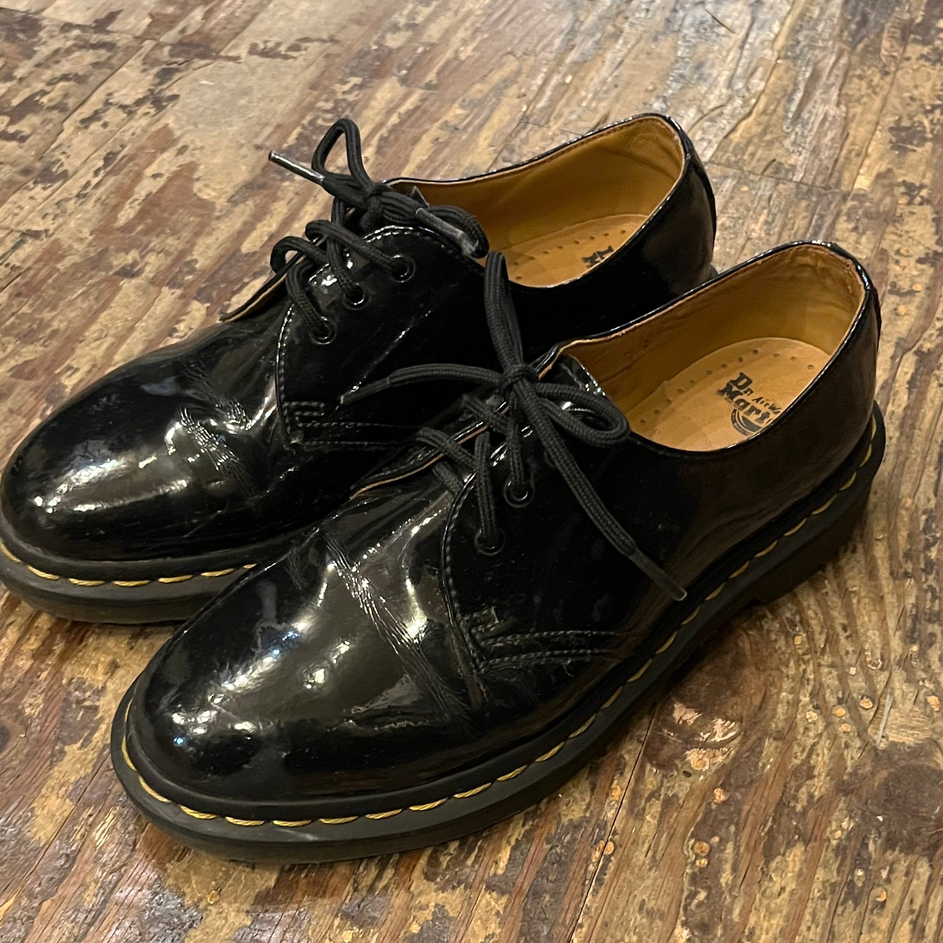 Dr. Martens ドクターマーチン エナメル 3ホール シューズ SIZE Dr. Martens ドクターマーチン エナメル 3ホール シューズ SIZE