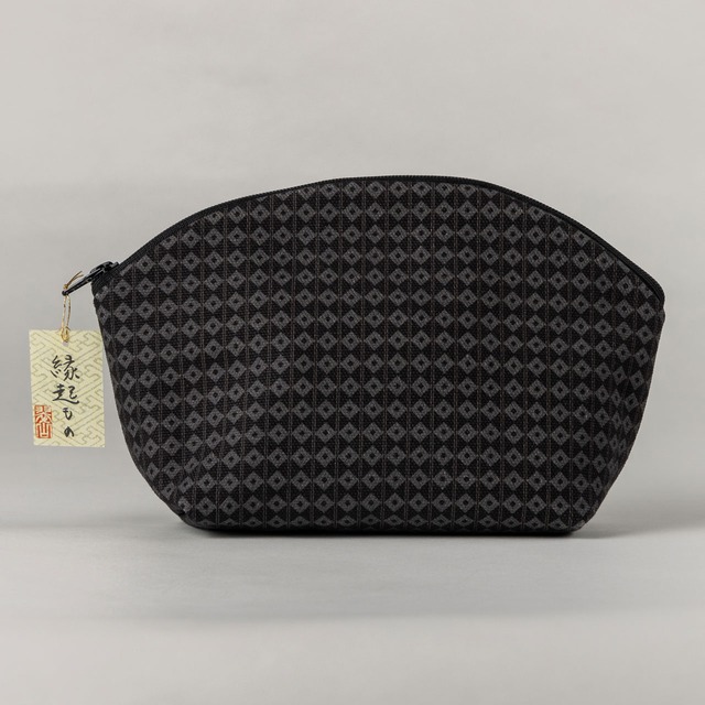 和柄ポーチ／釘抜柄／クロ×グレー