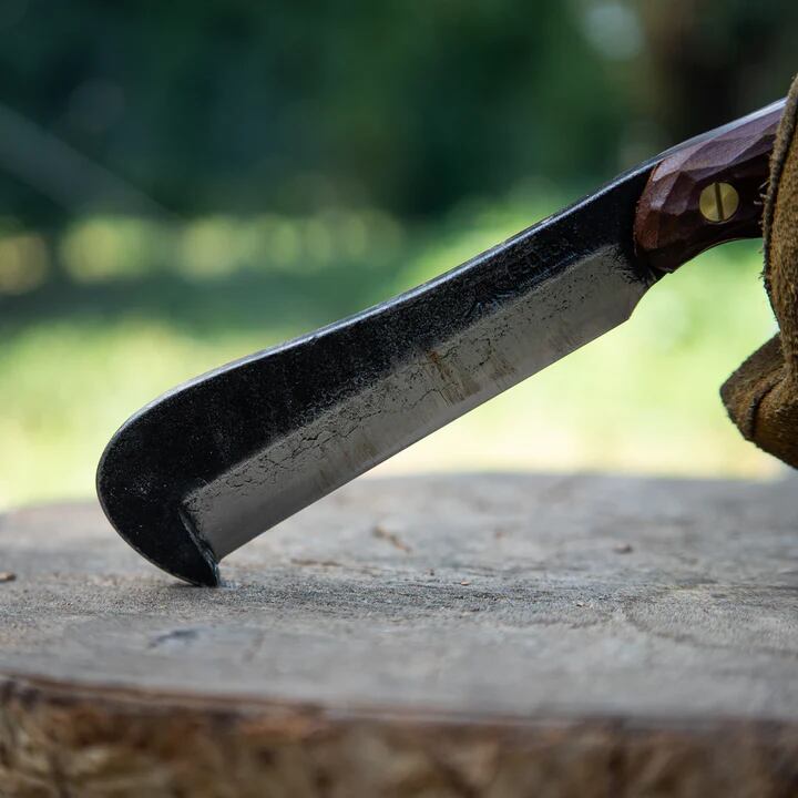 フェデカ 鍛造バトニング鉈 BLACK Edition | sotosotodays