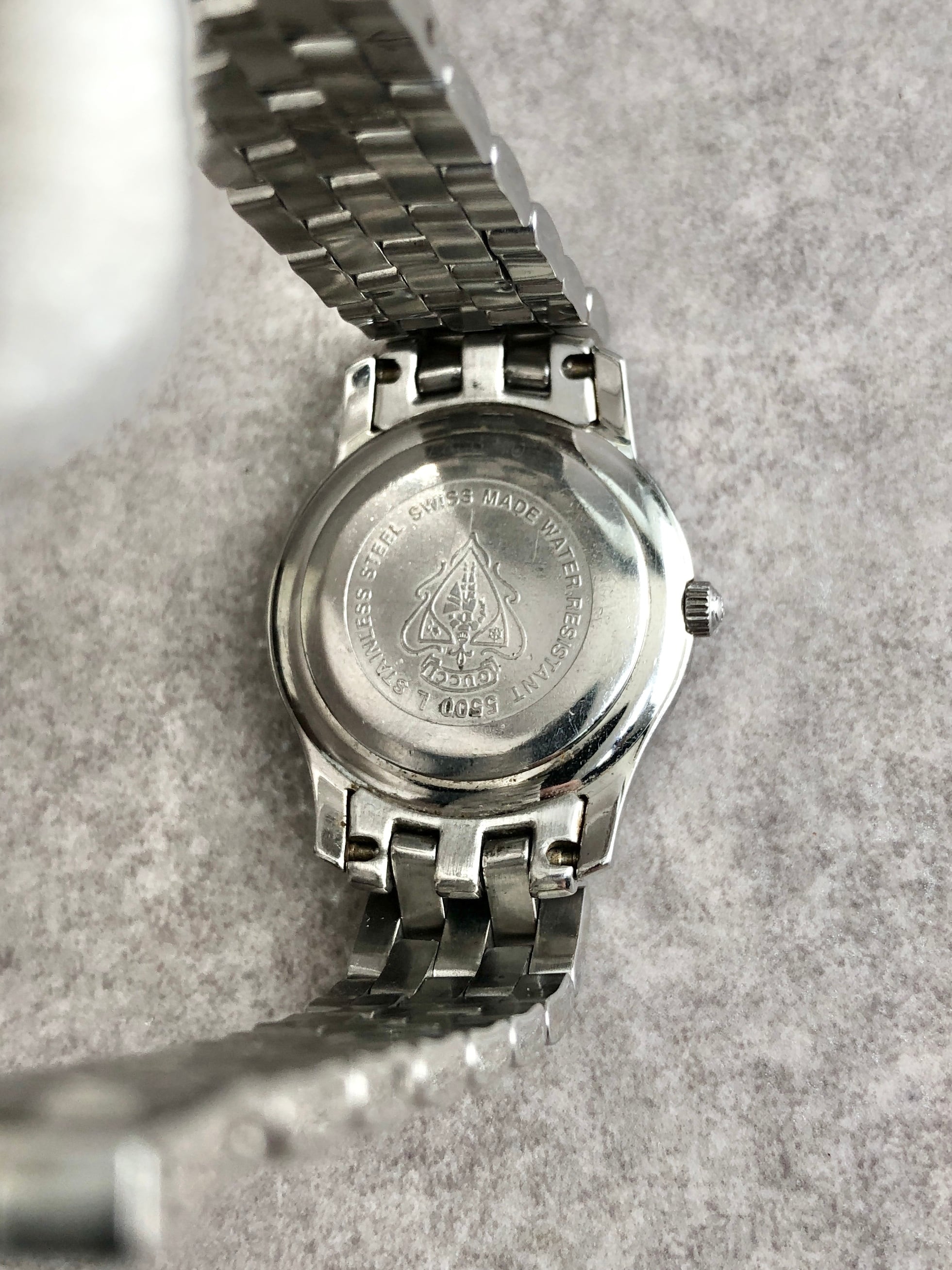 Gucci シルバー ステンレス 時計 GUCCI グッチ 腕時計 シルバー ステンレススチール クォーツ