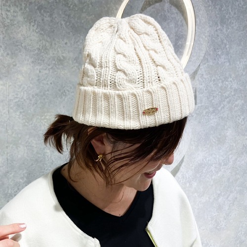 ケーブルニットワッチ