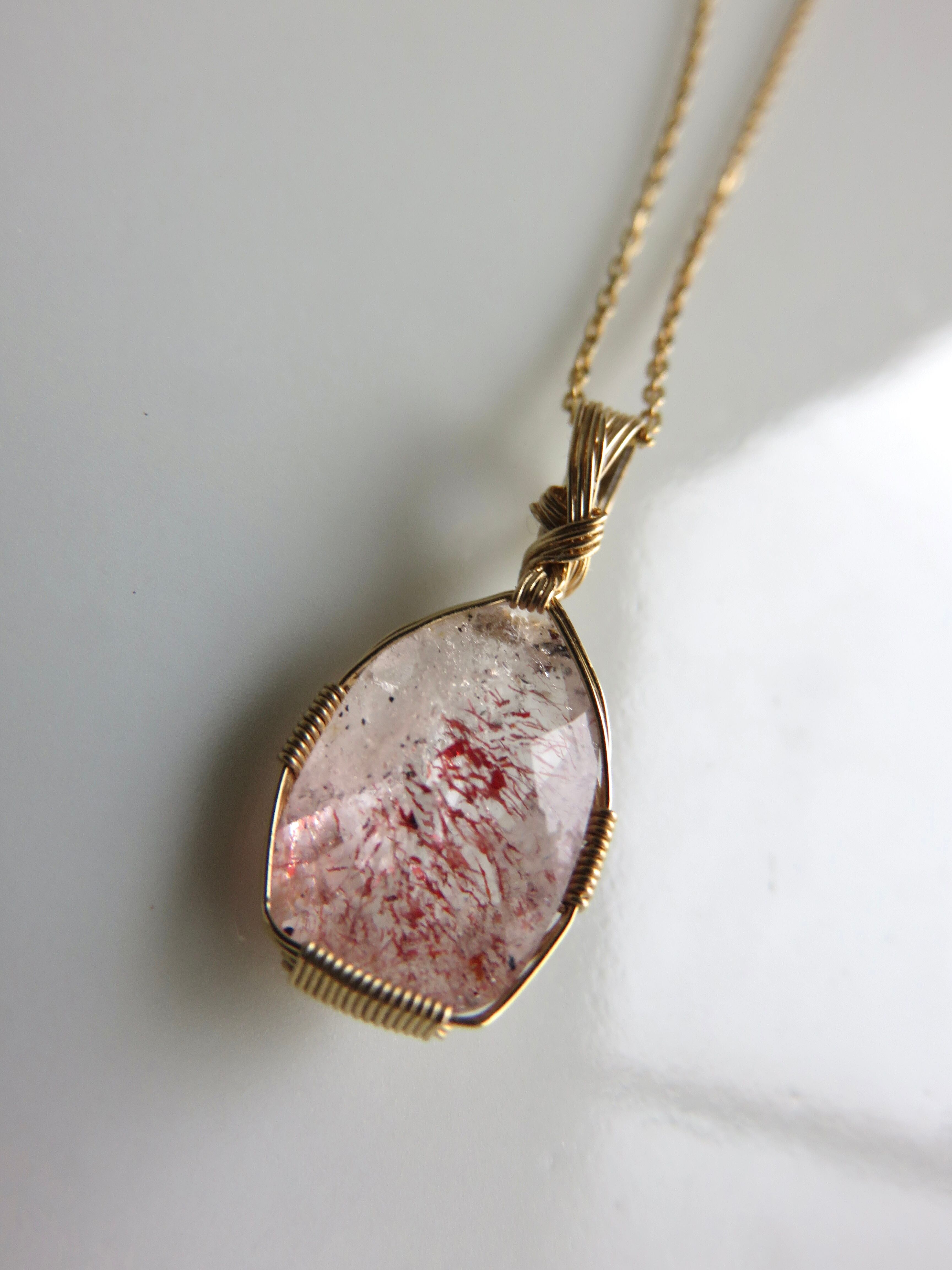 ★鑑別書付き★エレスチャル・クォーツ・クラスター★壇木専用台座付き★ ☆鑑別書付き☆エレスチャル・クォーツ・クラスター☆壇木専用台座付き