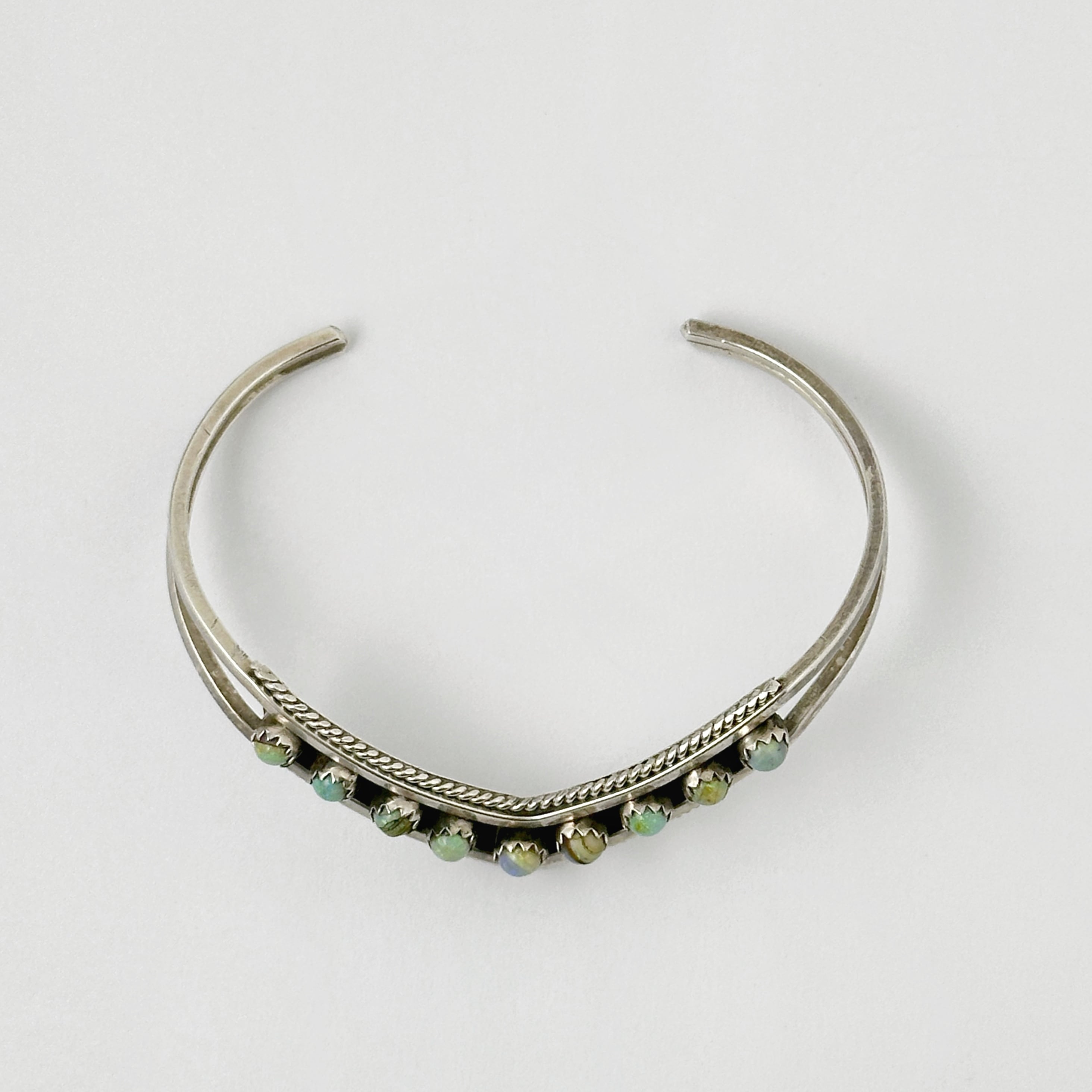 Indian Jewelry 》 オパール V型 バングル | 【公式通販】鎌倉の