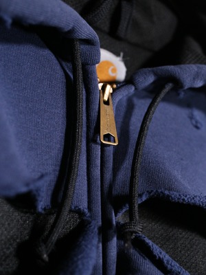 REMAKE / "carhartt" 肋骨 skull motif punk design zip-up foodie