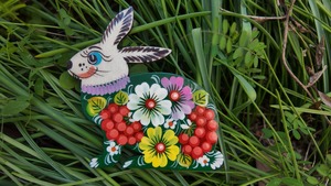 ウクライナ伝統絵画 ペトリキウカ塗り 木製ブローチ（ホメンコ作）