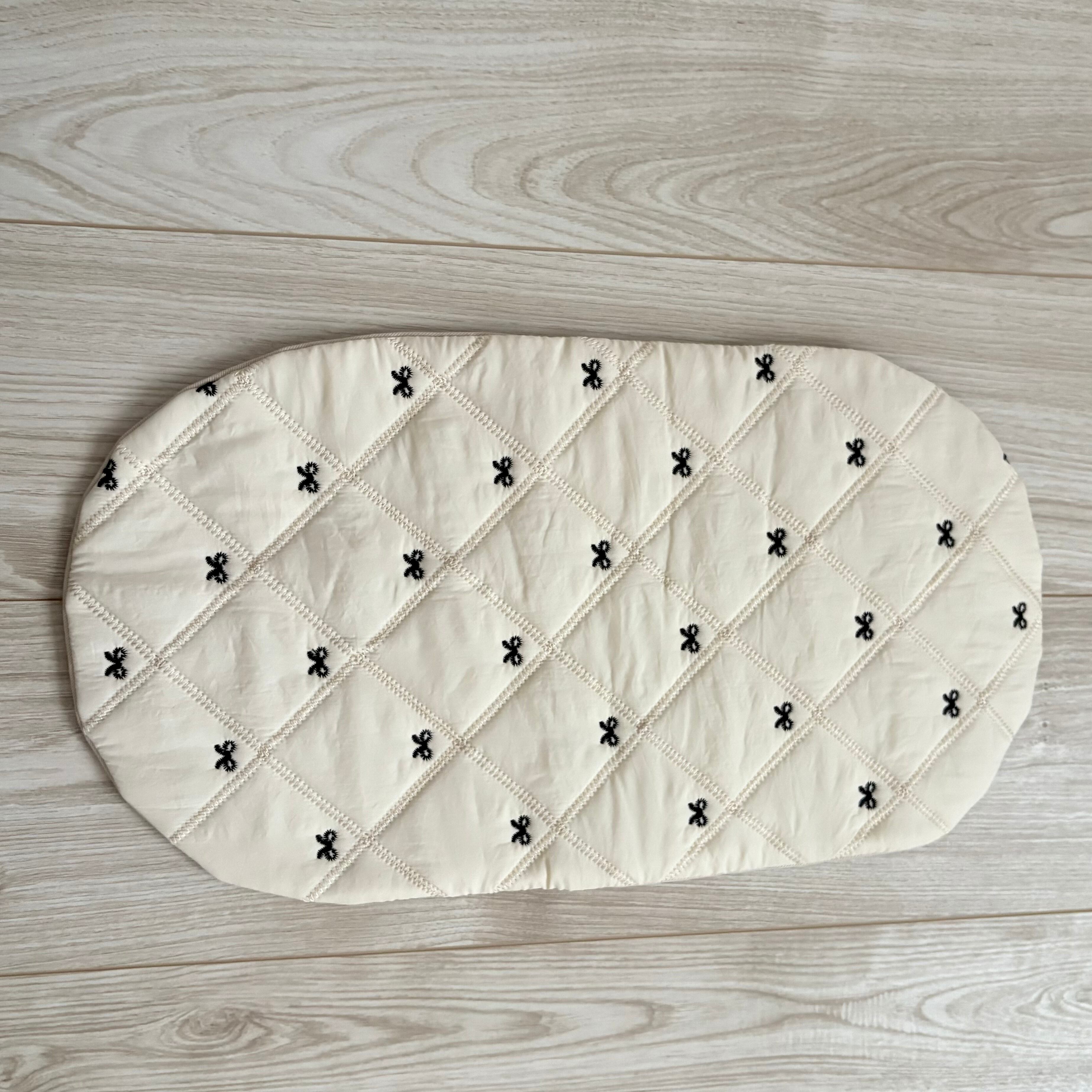 【即納】専用カバー/リボン刺繍(※敷きパット別売り)