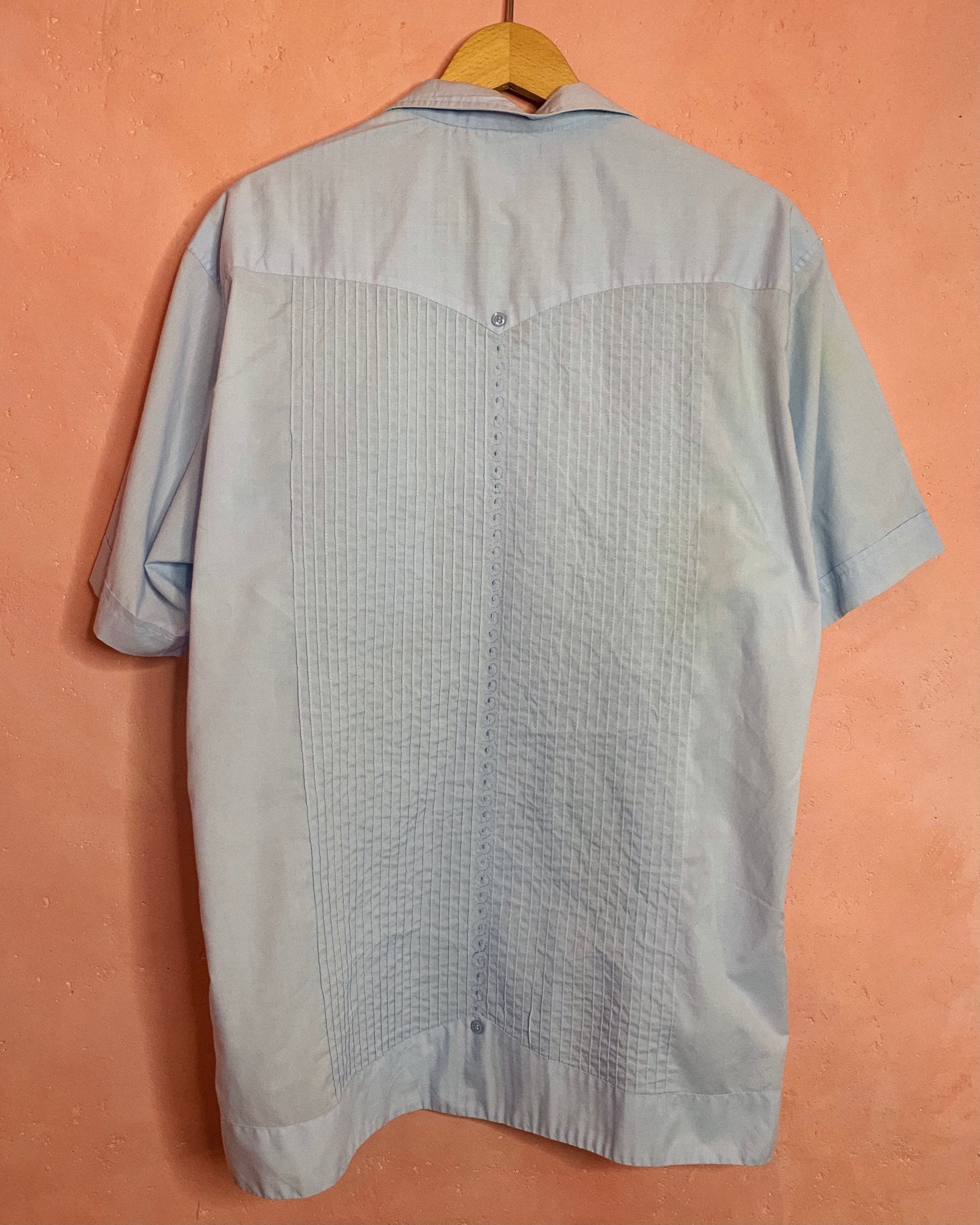 USED guayabera shirt