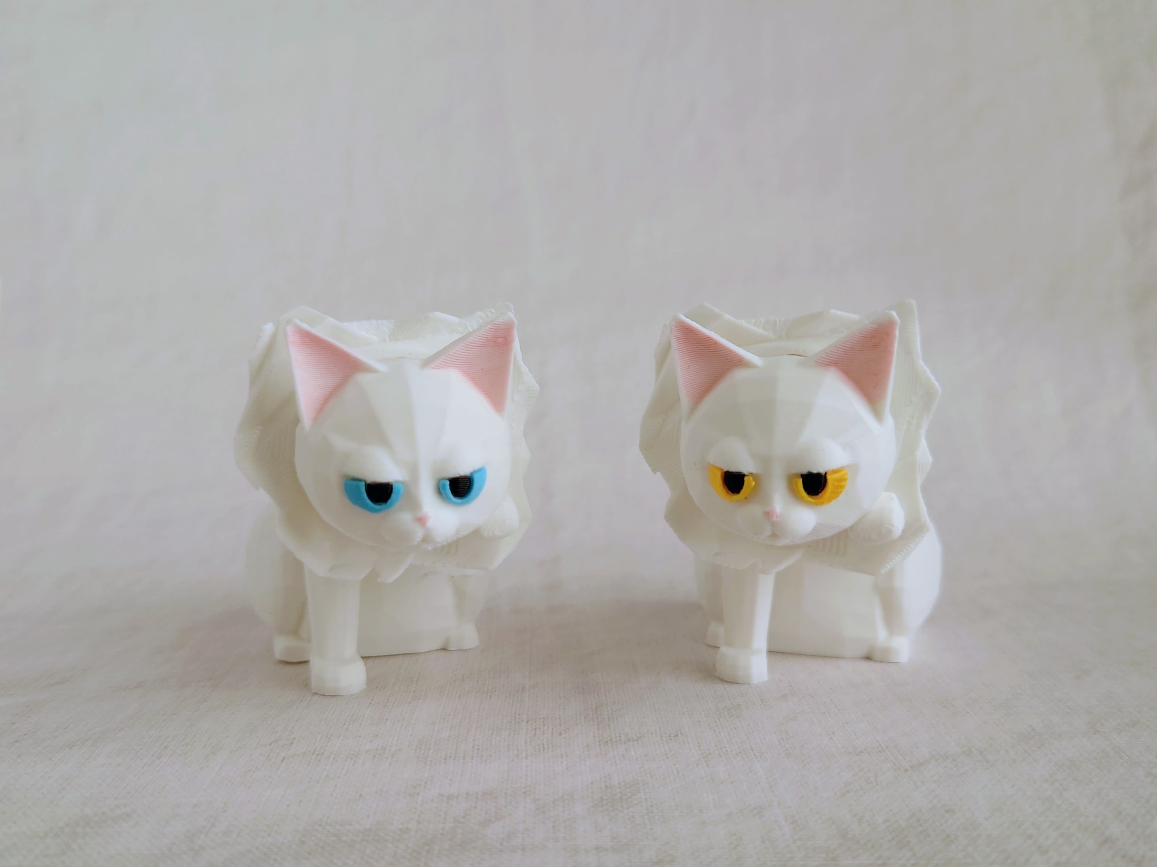 穴あき風猫メモスタンド | 猫社謹製