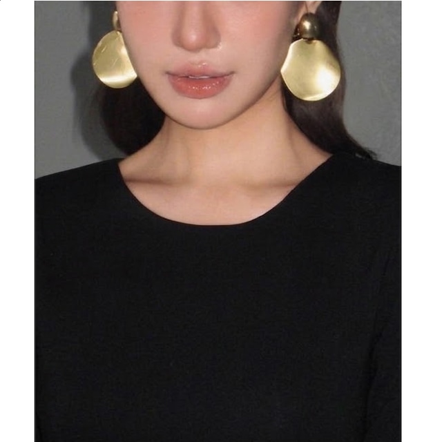 statement gold round plate drop earrings＜a3124＞