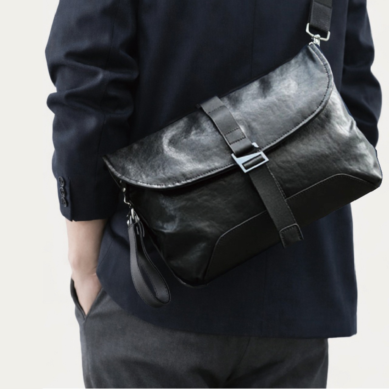 BASIC AGAIN] ショルダーバッグ メンズ 本革 レザー サコッシュ 