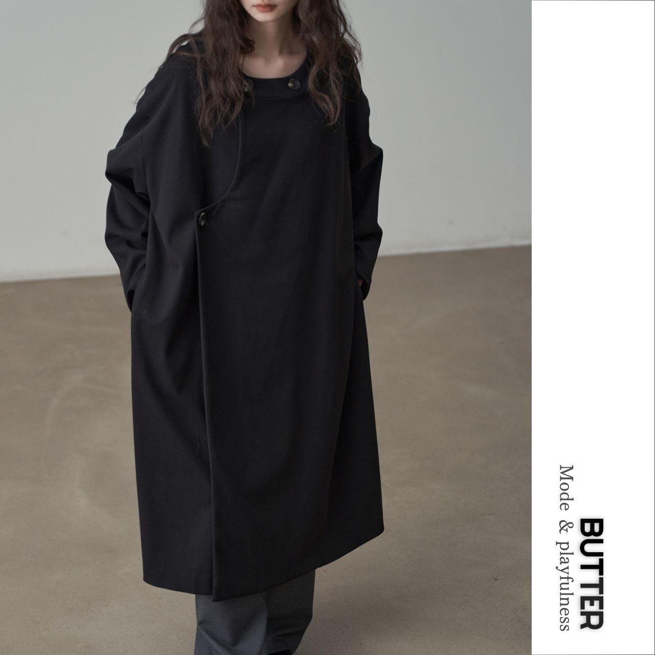 Wrap-style No-collar Coat 00954