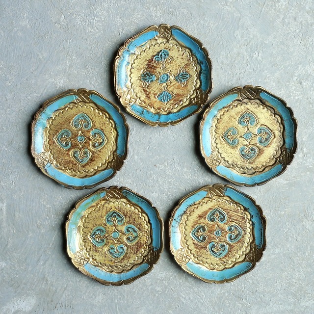 イタリアから届いた、ブルーが鮮やかなコースター