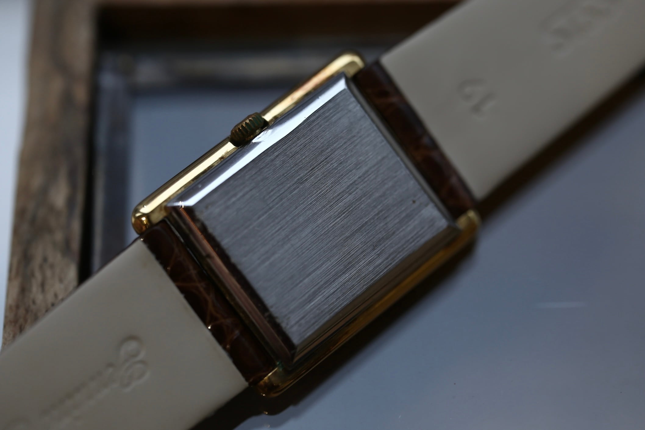 OMEGA】 1975年製 オメガ デビル H型レクタンギュラー 格納竜頭