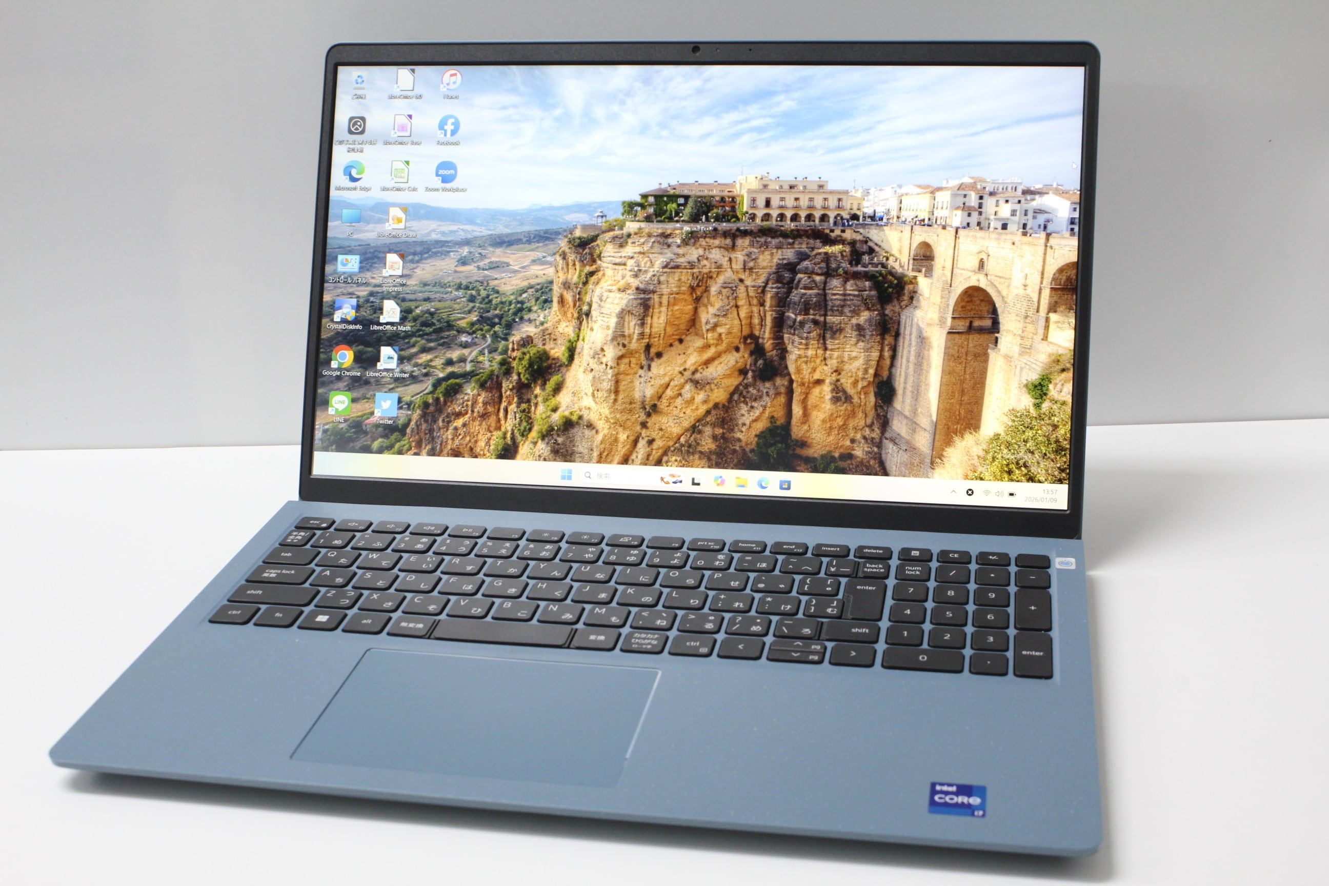中古良品ノートパソコン Windows11+office 爆速SSD250GB DELL Inspiron 5537 core i3-4010U/メモリ8GB/15.6インチ/無線/カメラ/DVDマルチ 中古良品ノートパソコン Windows11+office 爆速SSD250GB DELL Inspiron