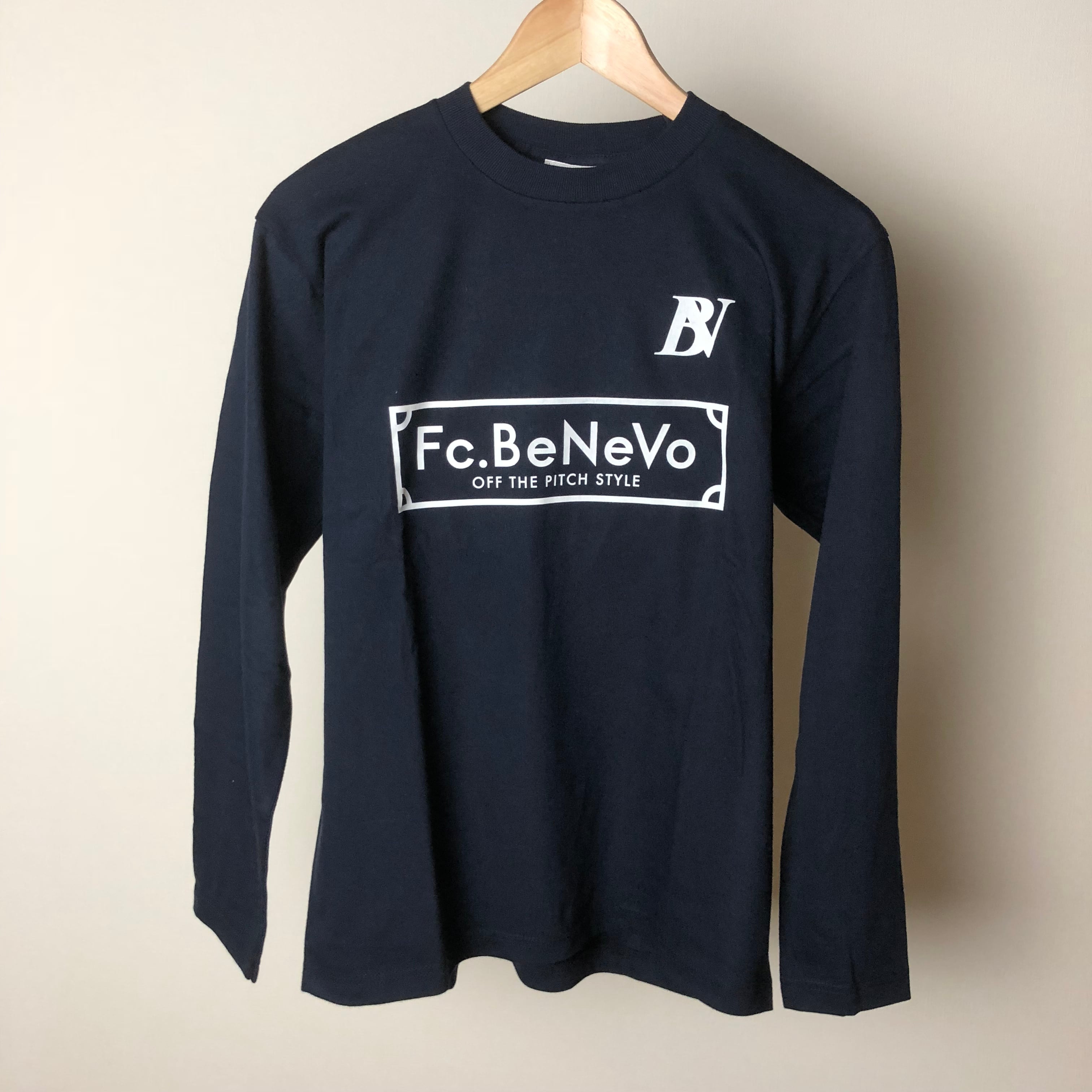 BV×Fc.BeNeVo STANDARD LOGO LONG SLEEVE-T (NAVY)