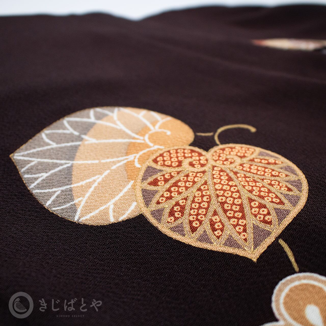 正絹ちりめん 墨色の飛び柄小紋 袷 | きじばとや