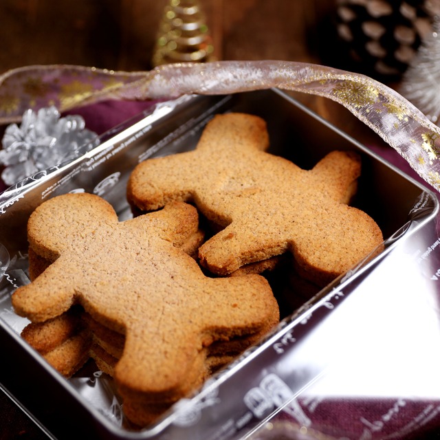 低糖質ジンジャーブレッドクッキー 4個か10個入り Keto Gingerbread Cookies ケトライフ 低糖質ジンジャーブレッドクッキー 4個か10個入り Keto Gingerbread Cookies ケトライフ