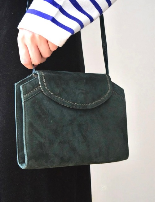 Suede shoulder bag -green-