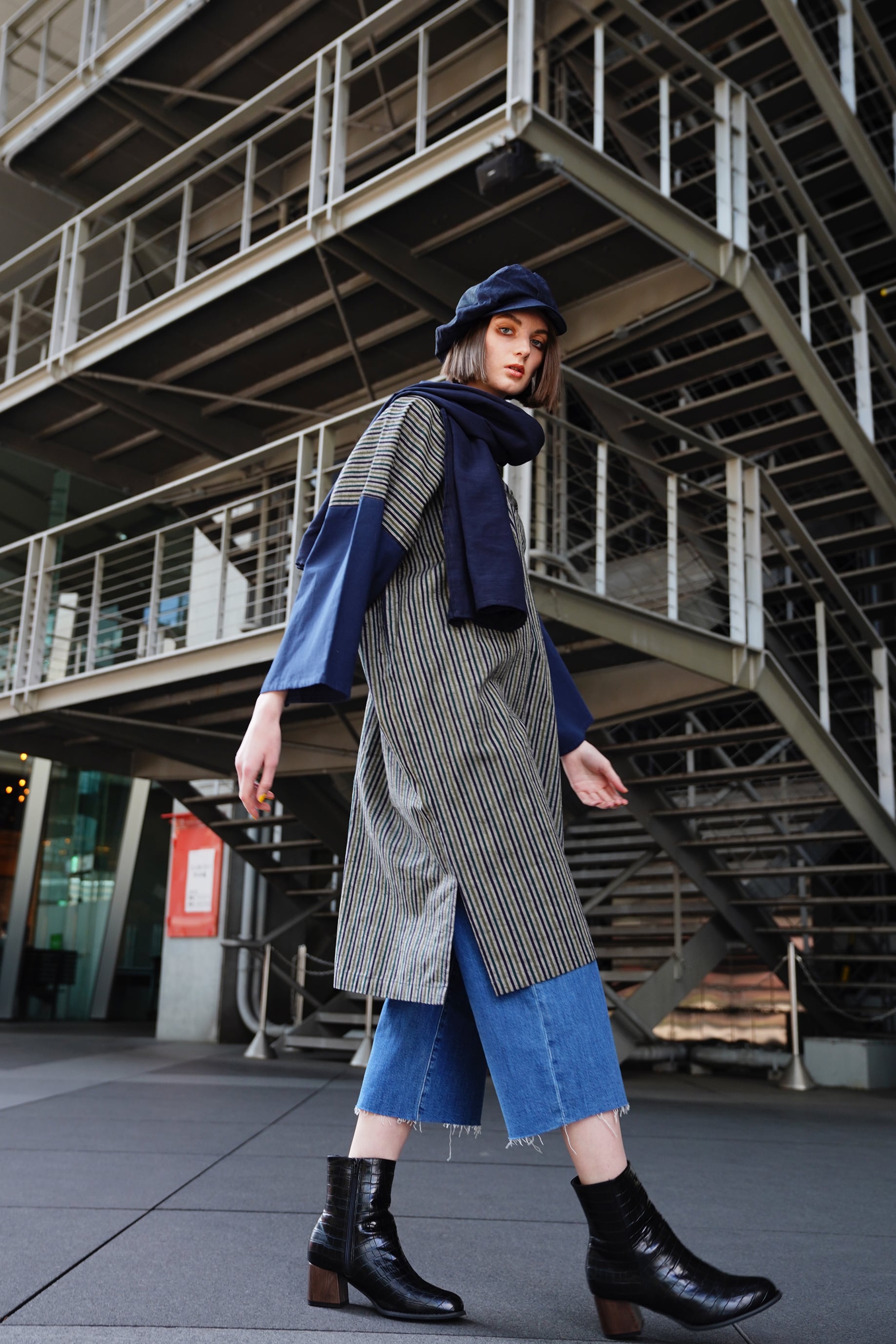 モダンボーイッシュな紬反物のワンピース 20OP002 | Lunatic Baba M