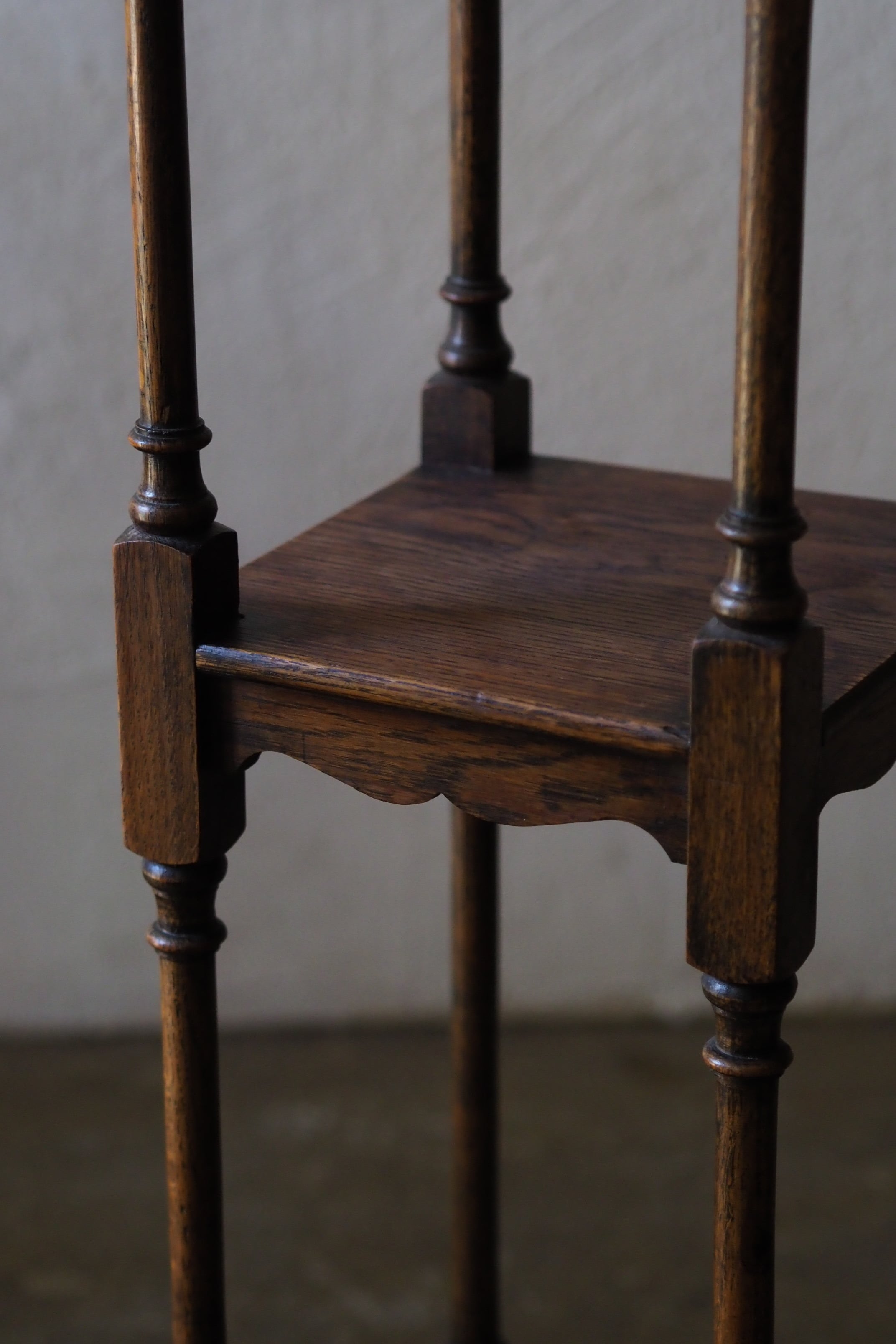 オーク展示台-antique oak display stand | アンティーク.ヴィンテージ