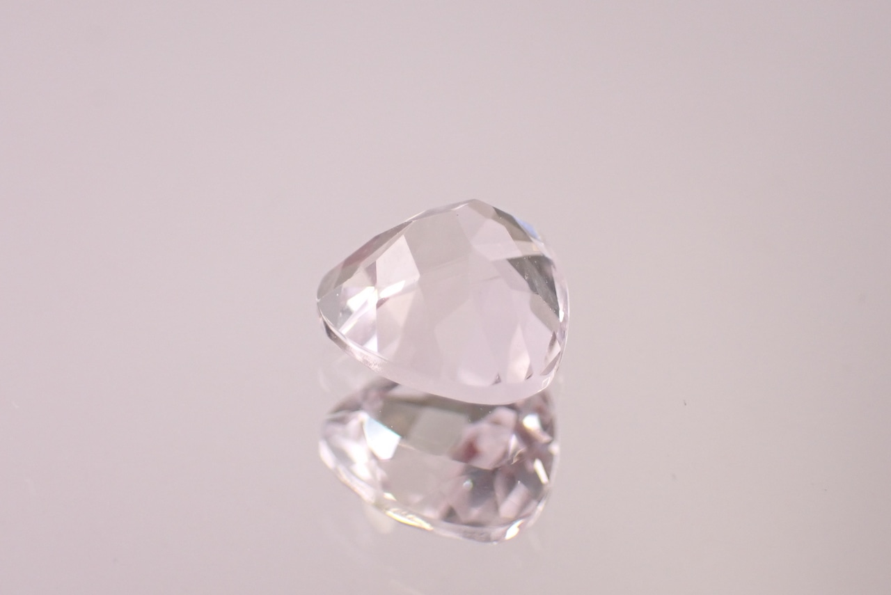 クンツァイト　1.54ct　[D3-207]