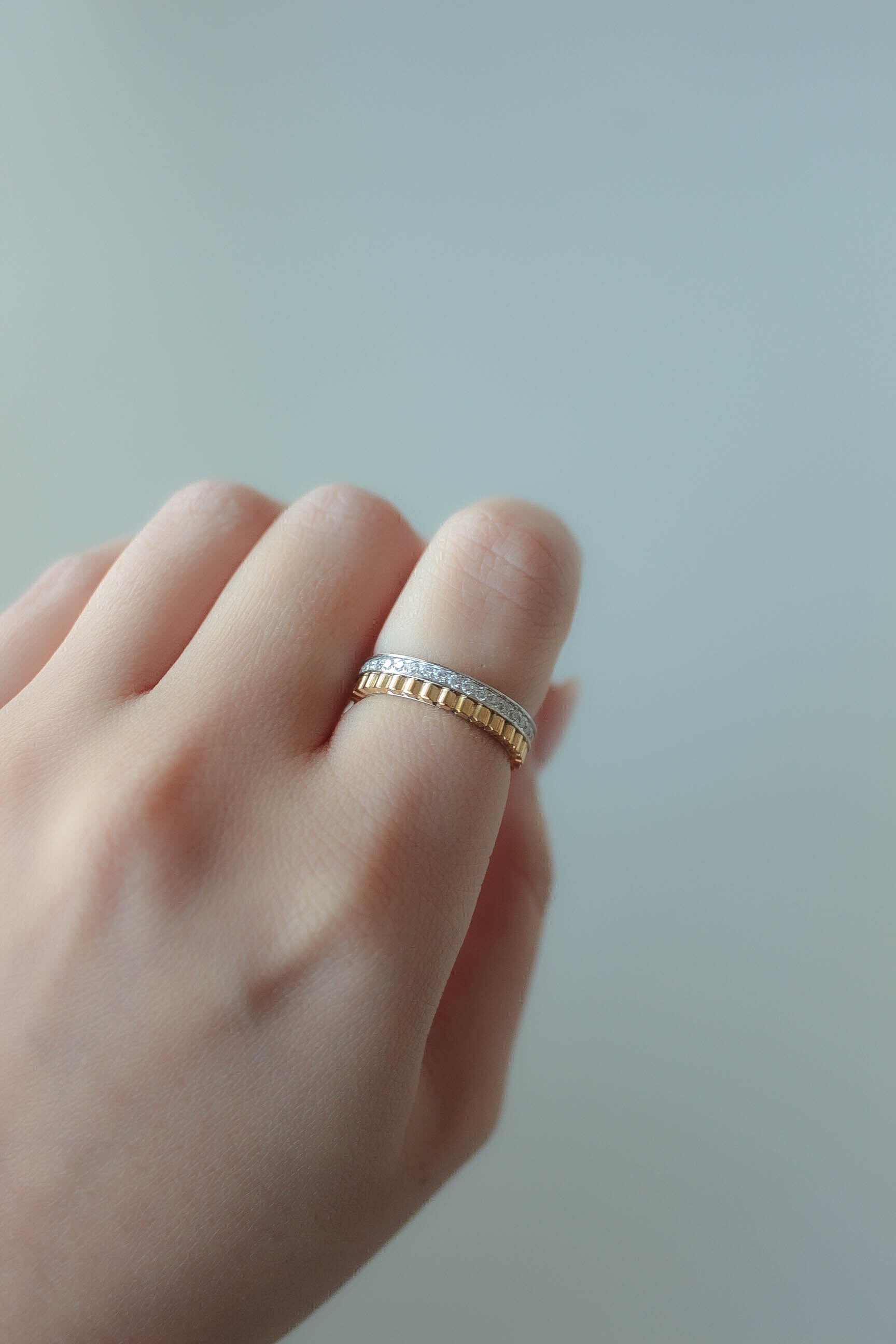 Grosgrain Eternity Ring | 金属アレルギー対応のアクセサリー ebine