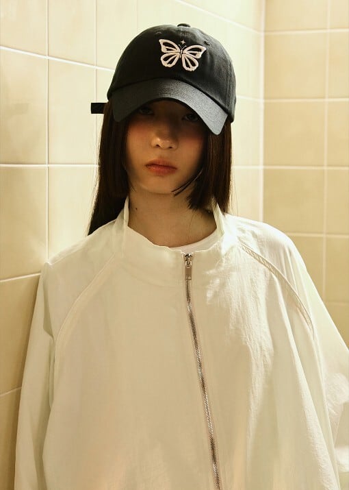 ☆ BABYMONSTER ルカ 着用！！【NICK&NICOLE】VINTAGE BUTTERFLY BLINK